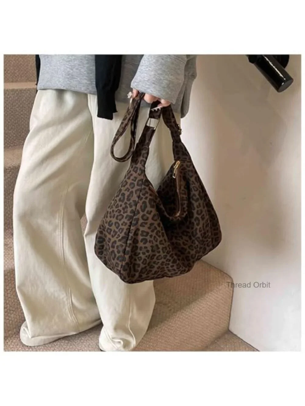 Leopard Print Canvas Hobo Shoulder Bag Tote with Zipper